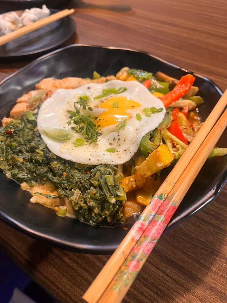Ramen bowl Origanoz cafe